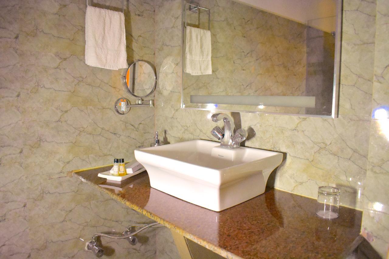 Kaizun Bed Breakfast Shillong Buitenkant foto